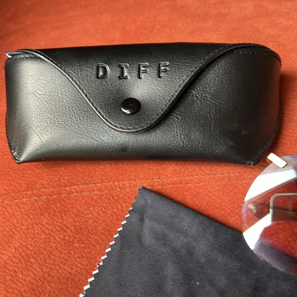 Diff Aviator Sunglasses - image 3